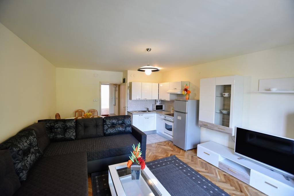 Apartments Dobranic Crikvenica Eksteriør billede