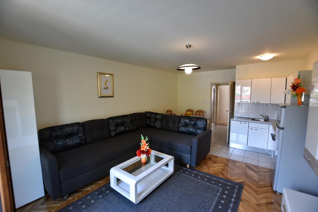 Apartments Dobranic Crikvenica Eksteriør billede